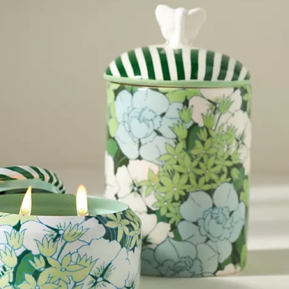 Lyla Fern Moss candle in a jar - Picture 2 of 5